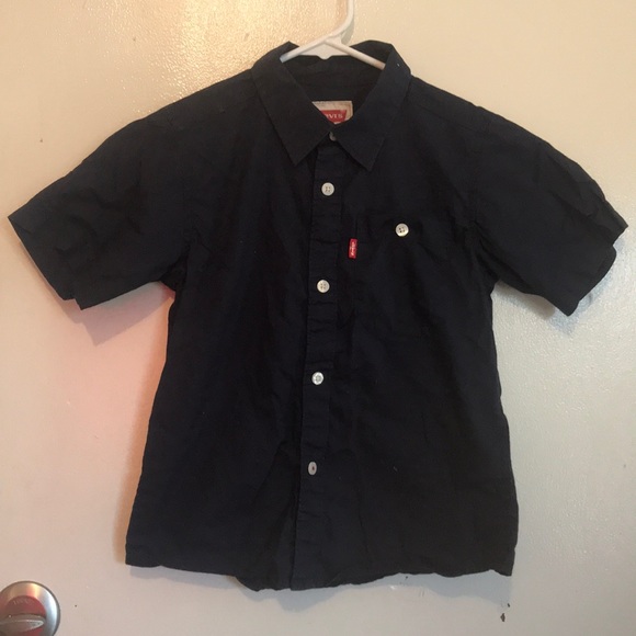 Levi’s button up - Picture 1 of 5